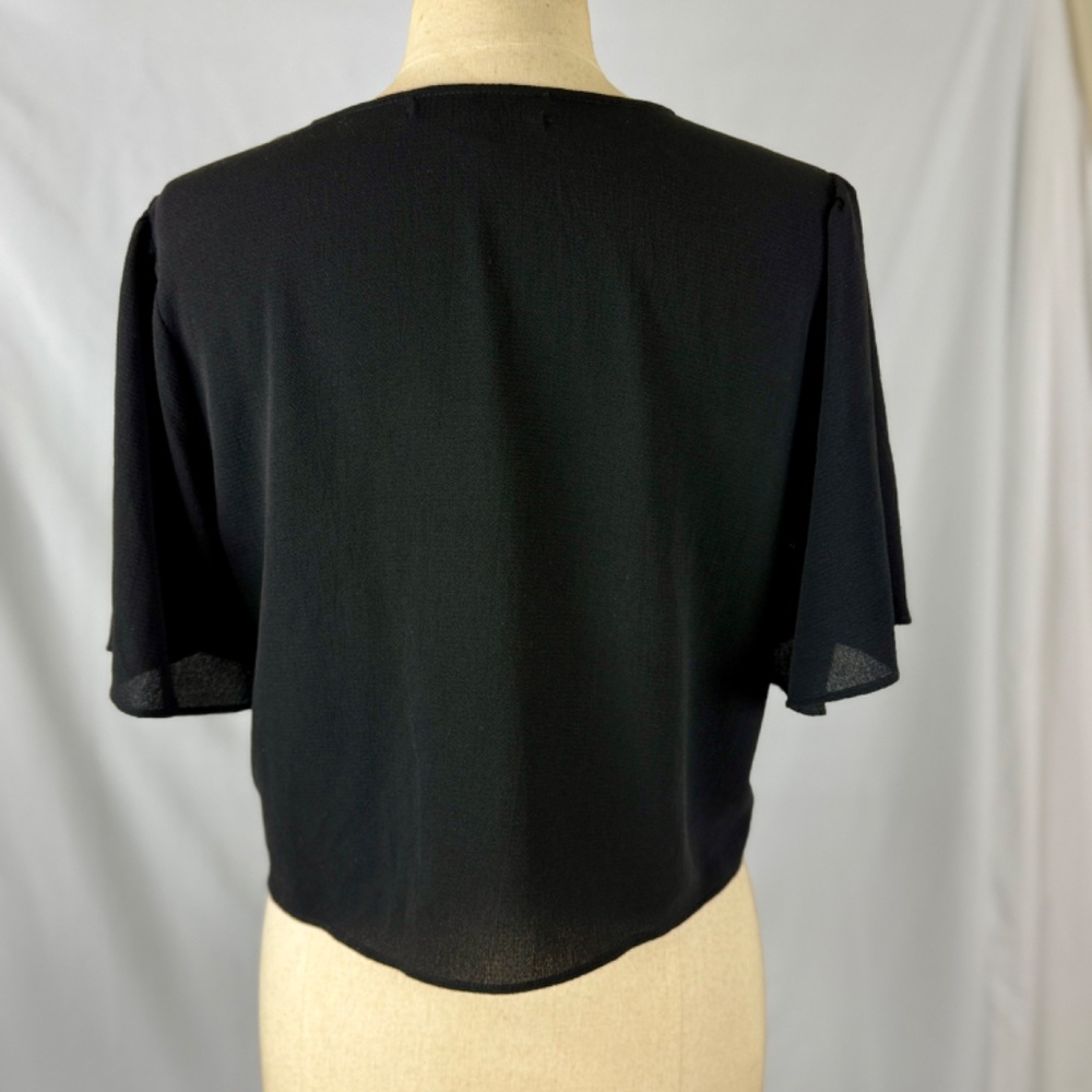 Gypsies & Moondust Black Tie-Front Crop Top - Picture 3 of 10
